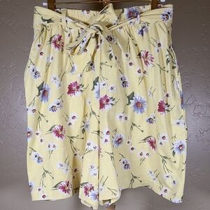 Y2K Butter Yellow Floral Elastic Paperbag High Waist Self Tie Shorts Large